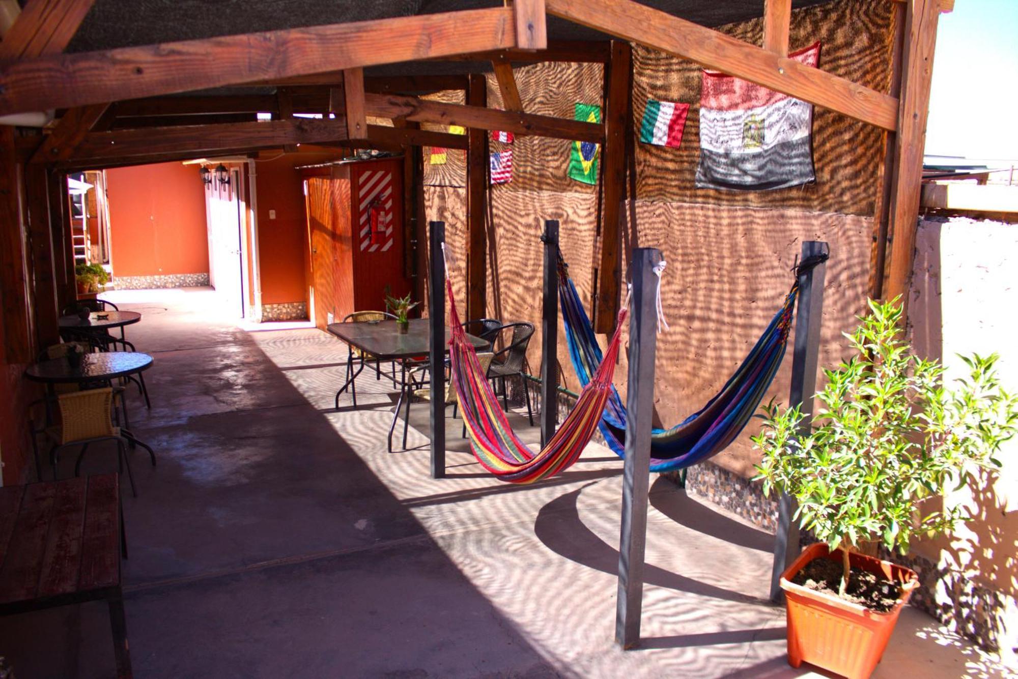 Hostal Campo Base ซานเปโดร เด อาตากามา ภายนอก รูปภาพ